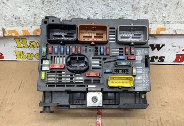 Vauxhall fuse box – Harrow Breakers